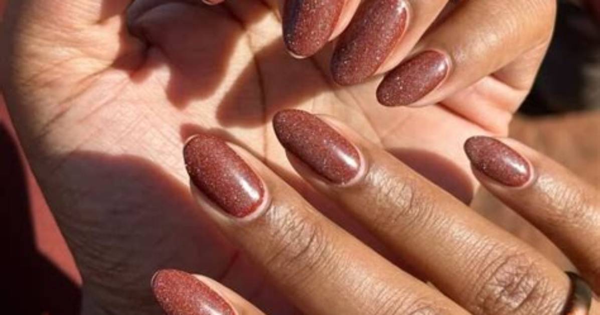 Visual Proof the Most Flattering Glitter Ombre Nail Combinations for Every