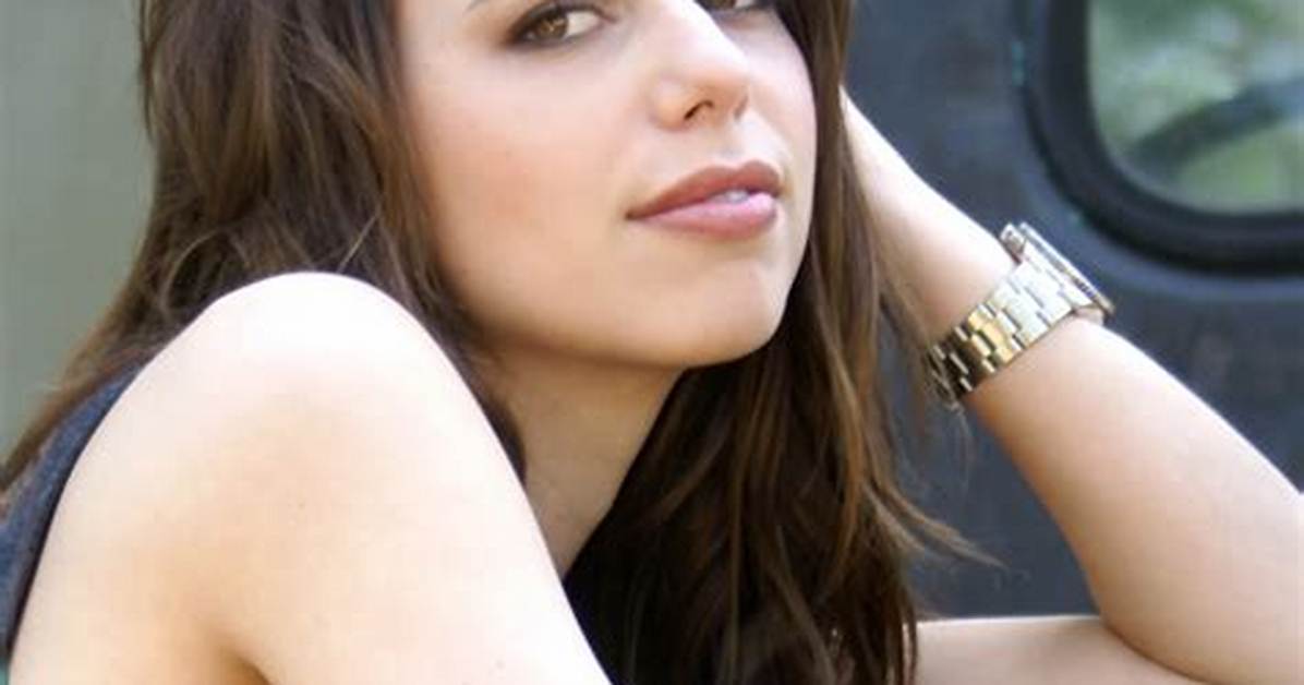 Who Is Laura Bailey Everything You Need to Know About the Model Voice Actor And