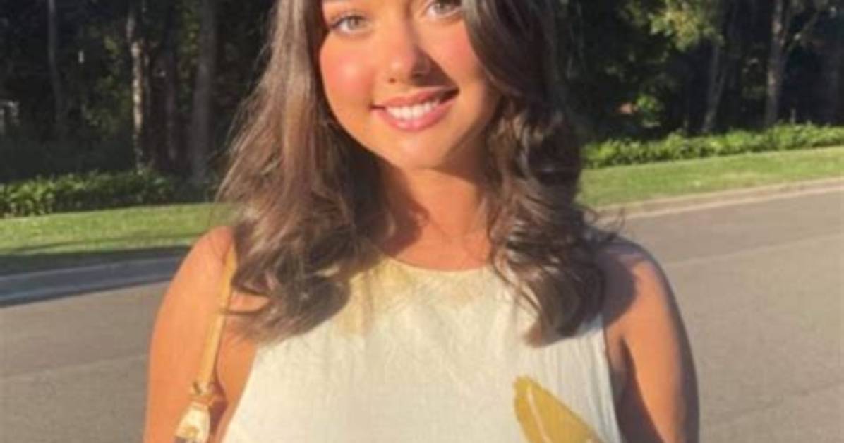 Zoe Kalotheos Trending Explained What Sparked The